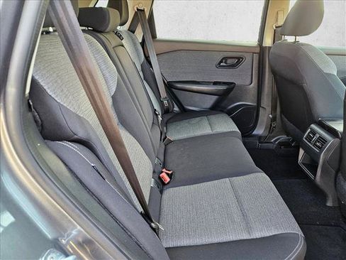 Used 2021 Nissan Rogue S FWD image 16