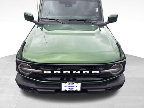 Used 2025 Ford Bronco Outer Banks AWD/4WD image 10