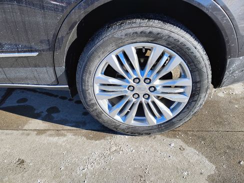 Used 2019 Cadillac XT5 Premium Luxury w/ Driver Assist Package image 24