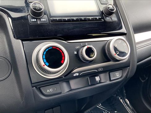 Used 2017 Honda Fit LX image 35