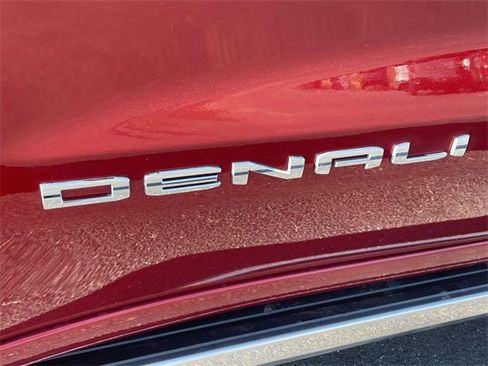 Certified 2022 GMC Sierra 1500 Denali image 10