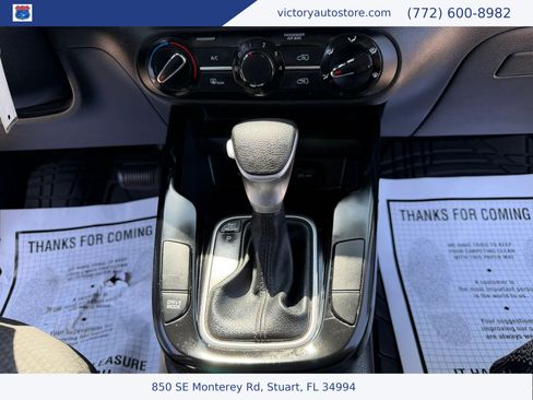 Used 2020 Kia Soul LX FWD image 25