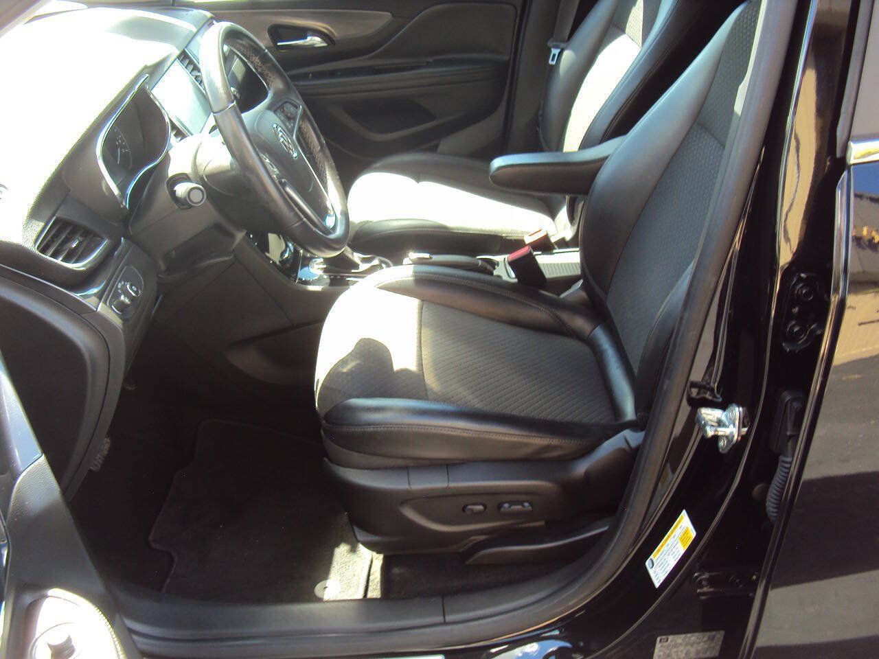 Used 2019 Buick Encore Preferred w/ Safety Package FWD image 6