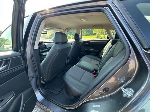 Used 2018 Honda Clarity Plug-In Hybrid image 18