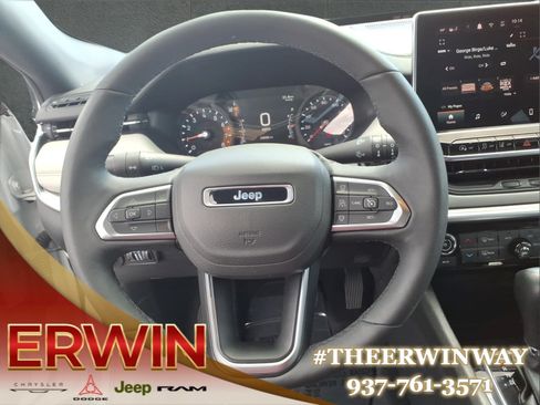 Certified 2025 Jeep Compass Limited AWD/4WD image 17