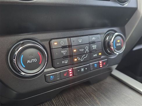 Used 2021 Ford F250 Lariat w/ Lariat Ultimate Package image 24