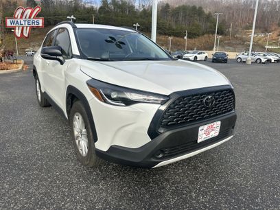 Used 2025 Toyota Corolla Cross LE