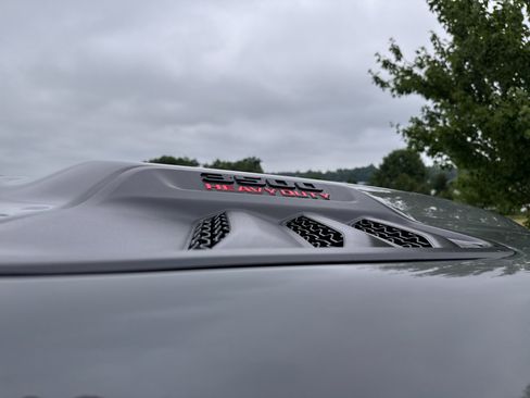 New 2026 RAM 3500 Laramie AWD/4WD image 27
