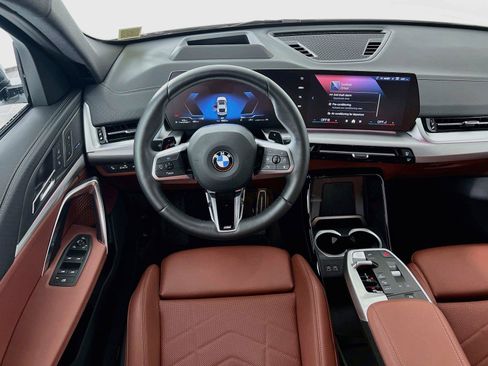 Used 2026 BMW X2 xDrive28i w/ Technology Package AWD/4WD image 23