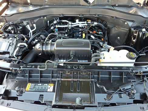 Certified 2023 Ford Explorer XLT w/ Equipment Group 202A AWD/4WD image 28