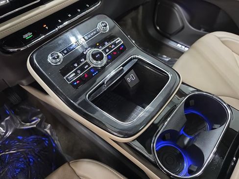 Used 2023 Lincoln Nautilus Reserve FWD image 25