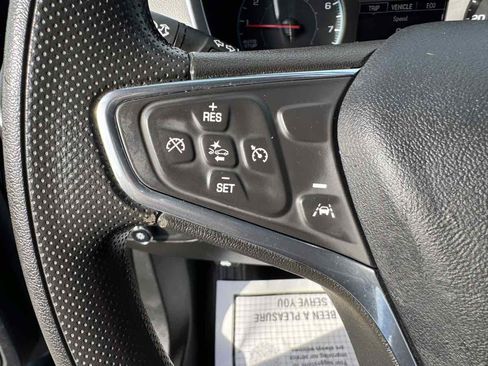 Used 2020 Chevrolet Equinox LS image 14