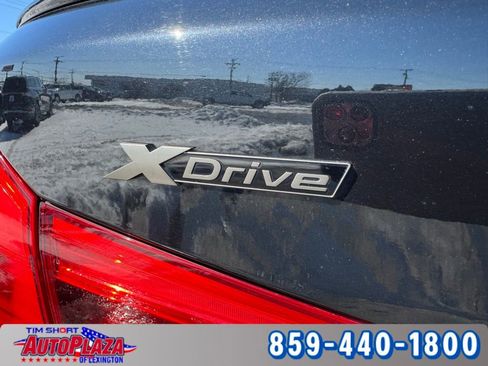 Used 2019 BMW M550i xDrive w/ Premium Package image 17