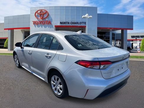 Used 2023 Toyota Corolla LE image 7