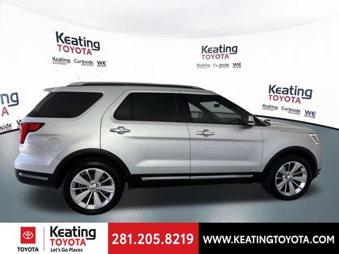 Used 2019 Ford Explorer Limited w/ Class III Trailer Tow Package FWD image 4
