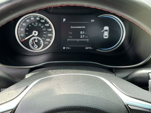 Used 2023 Genesis G70 2.0T w/ Sport Prestige Package AWD/4WD image 15