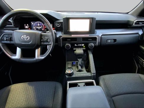 Used 2026 Toyota 4Runner SR5 AWD/4WD image 15