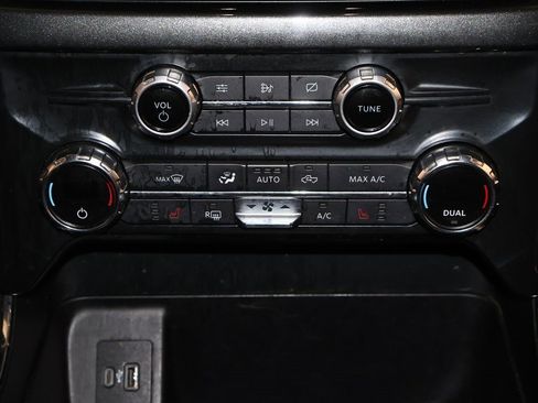 Certified 2021 Ford F150 XLT w/ Equipment Group 302A High image 29