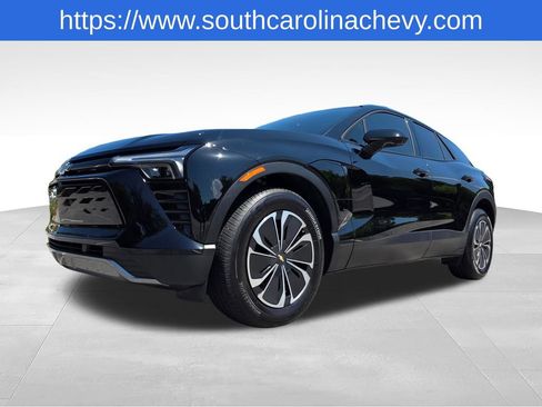 Used 2024 Chevrolet Blazer EV LT AWD/4WD image 38