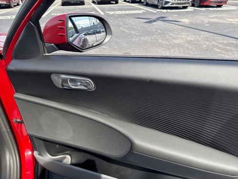 New 2025 Hyundai Ioniq 6 SE image 31