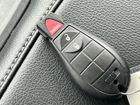 Used 2021 RAM 1500 Classic Warlock AWD/4WD image 32