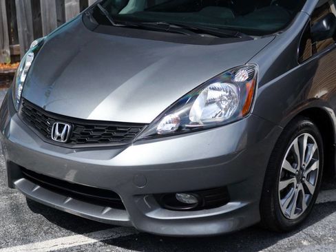 Used 2013 Honda Fit Sport image 4