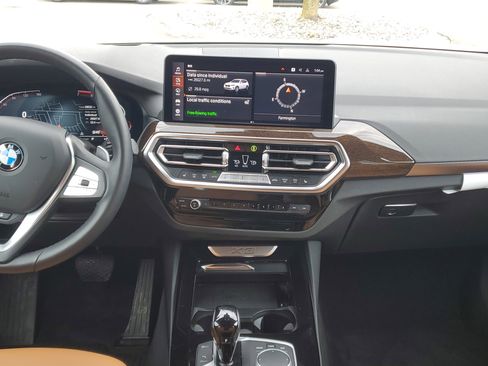 Certified 2024 BMW X3 xDrive30i w/ Premium Package image 23