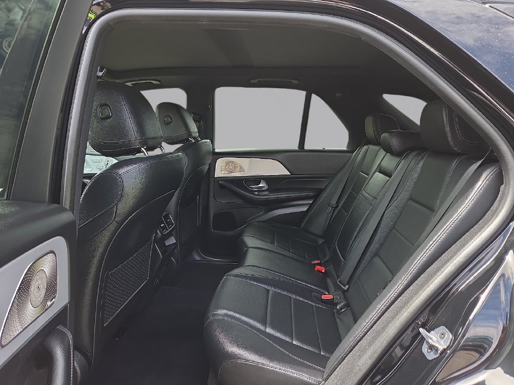 Used 2025 Mercedes-Benz GLE 350 4MATIC image 11