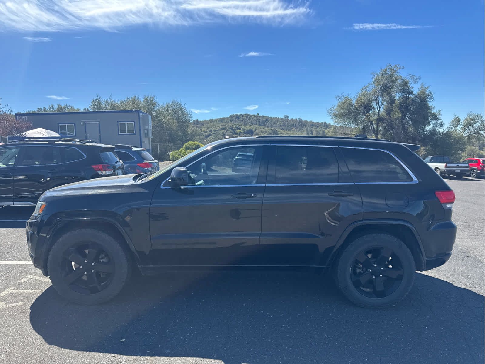 Used 2015 Jeep Grand Cherokee Altitude AWD/4WD image 8