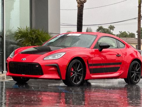 Certified 2024 Toyota GR86 TRUENO Edition image 10