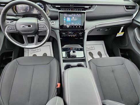 New 2025 Jeep Grand Cherokee L Laredo w/ Luxury Tech Group I image 11