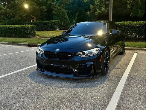 Used 2017 BMW M4 . image 1