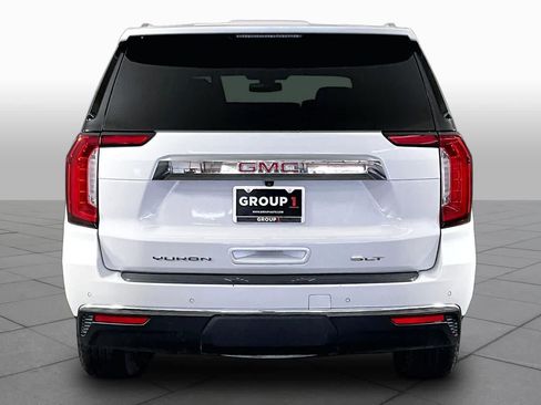 Certified 2022 GMC Yukon SLT w/ SLT Luxury Package RWD image 5