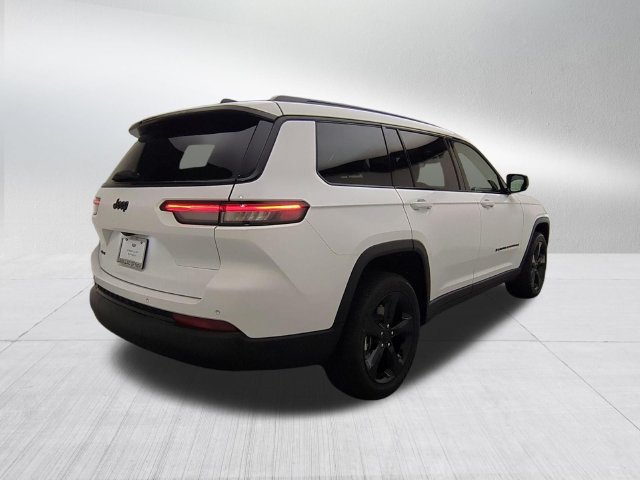Certified 2023 Jeep Grand Cherokee L Laredo AWD/4WD image 5