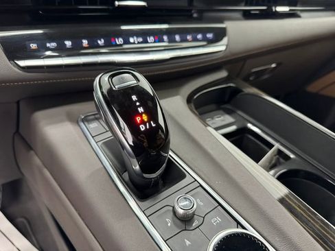 Used 2021 Cadillac Escalade ESV Sport w/ Driver Assist Tech Package RWD image 26