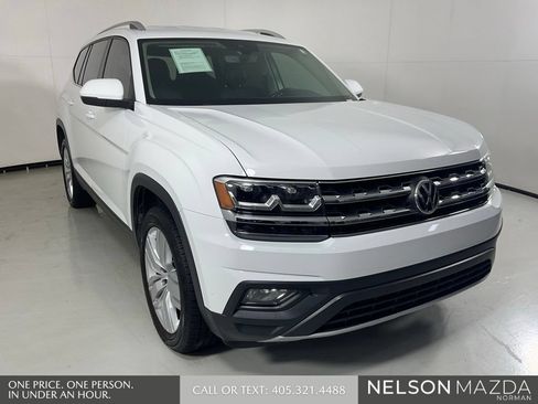 Used 2019 Volkswagen Atlas SE w/ Towing Package FWD image 3
