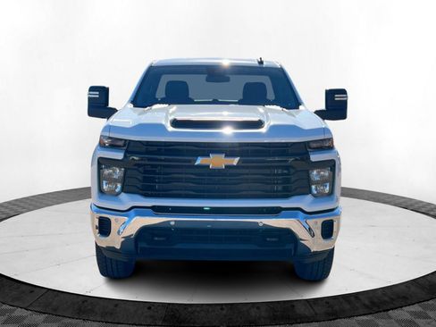 New 2025 Chevrolet Silverado 3500 W/T image 9