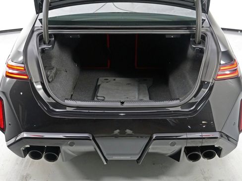 Used 2025 BMW M5 w/ Carbon Package image 11