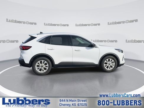 Used 2023 Ford Escape Active image 9