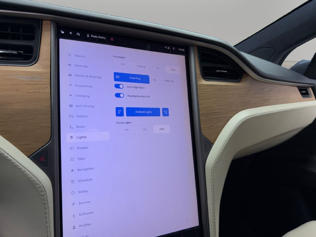 Used 2019 Tesla Model X AWD/4WD image 25