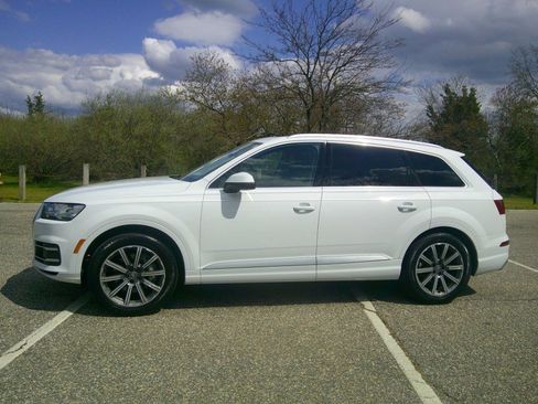 Used 2019 Audi Q7 3.0T Premium Plus w/ Premium Plus Package image 13