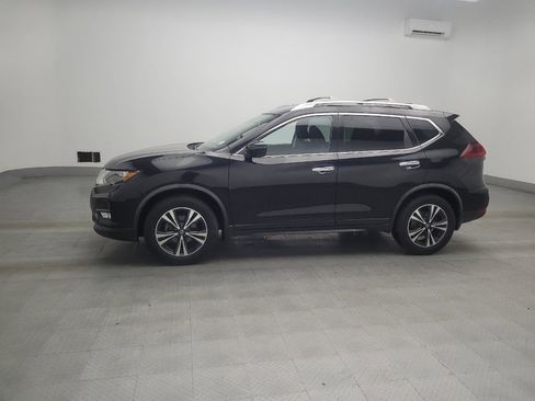 Used 2019 Nissan Rogue SV w/ Premium Package image 2