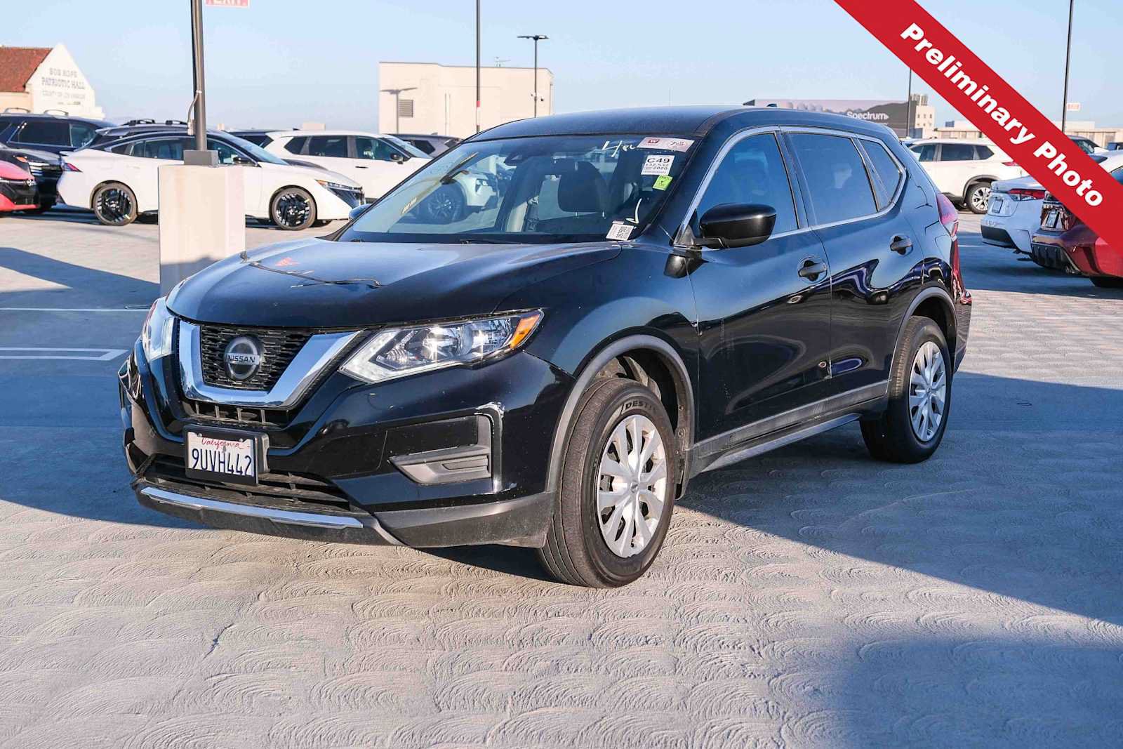 Used 2020 Nissan Rogue S AWD/4WD image 1