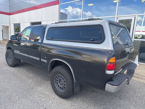 Used 2001 Toyota Tundra SR5 image 2