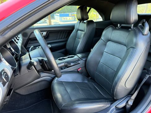 Used 2015 Ford Mustang GT Premium image 34