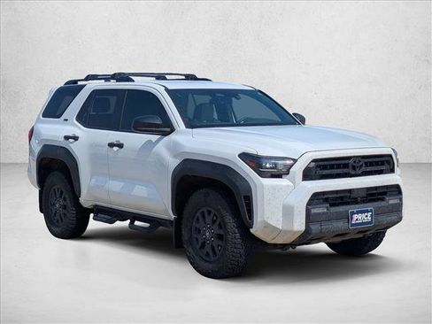 Used 2025 Toyota 4Runner SR5 AWD/4WD image 3