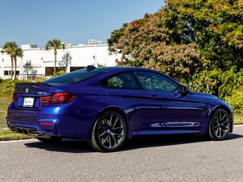 Used 2019 BMW M4 CS w/ Executive Package image 3