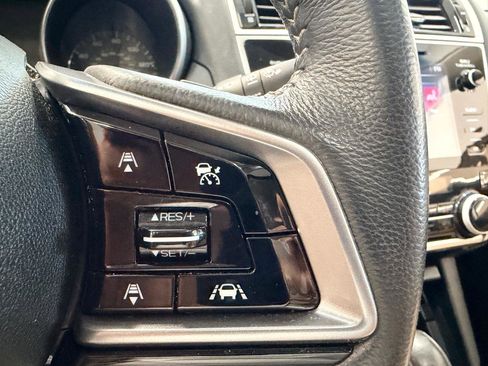 Used 2018 Subaru Outback 2.5i Limited AWD/4WD image 47
