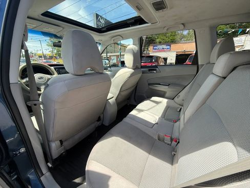 Used 2013 Subaru Forester 2.5X Premium AWD/4WD image 40