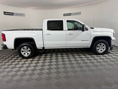 Used 2018 GMC Sierra 1500 SLE w/ SLE Value Package AWD/4WD image 7